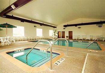 Crossings By Grandstay Inn & Suites Becker Екстериор снимка