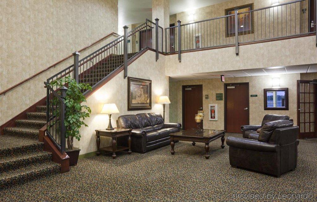Crossings By Grandstay Inn & Suites Becker Екстериор снимка